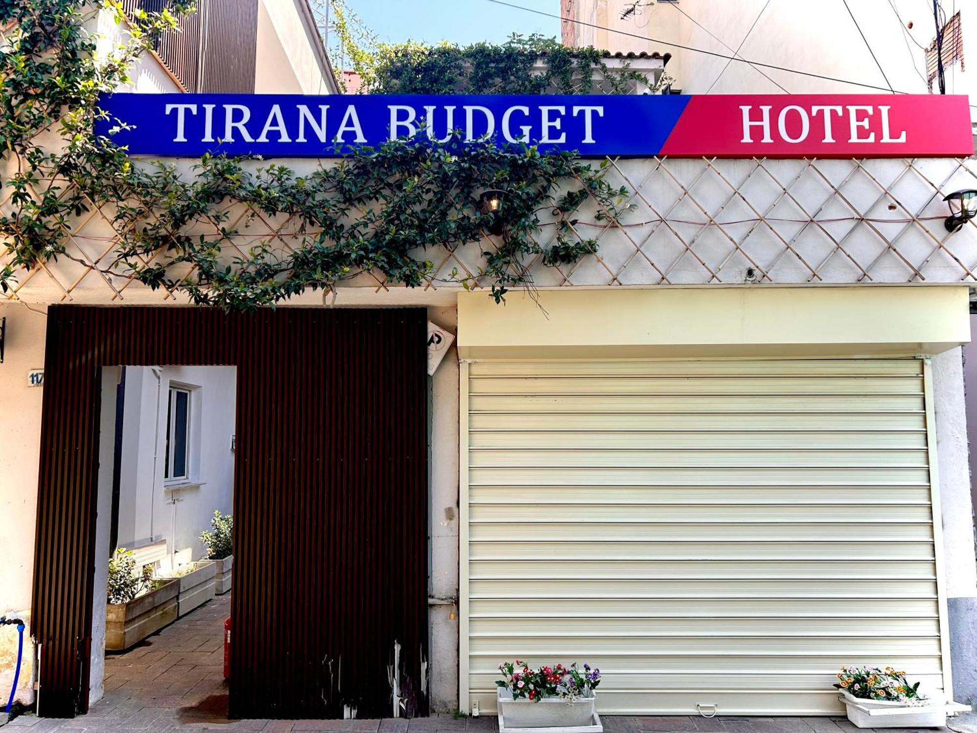 Budget Retreat Tirana & Studios Zewnętrze zdjęcie